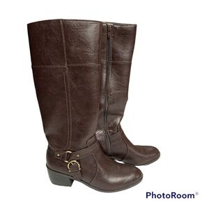 Life Stride Brown Heeled Boots